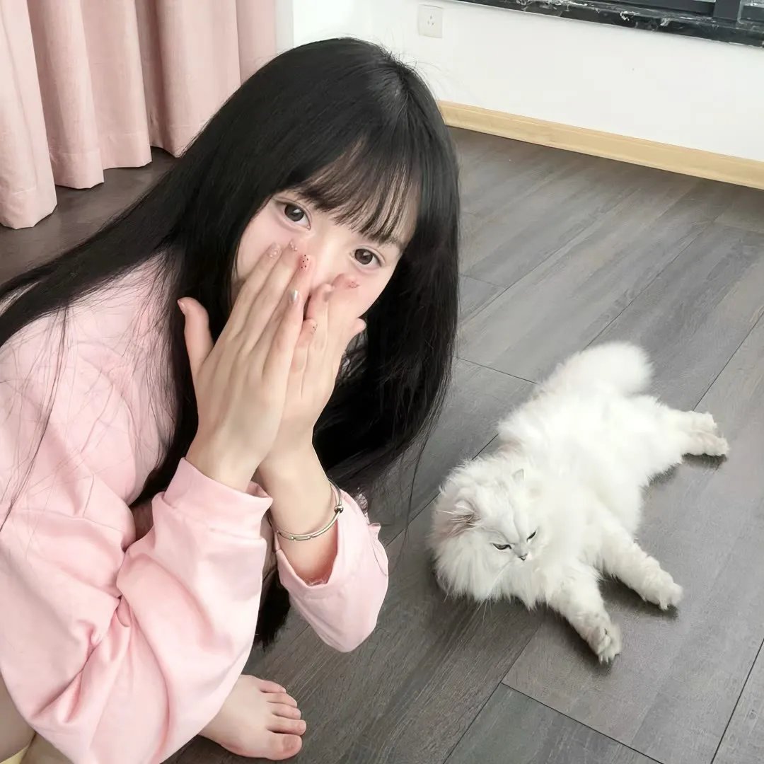 模模糊糊